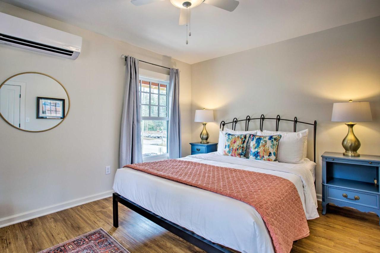 Saluda Main Street Retreat - Central Location! Exterior photo